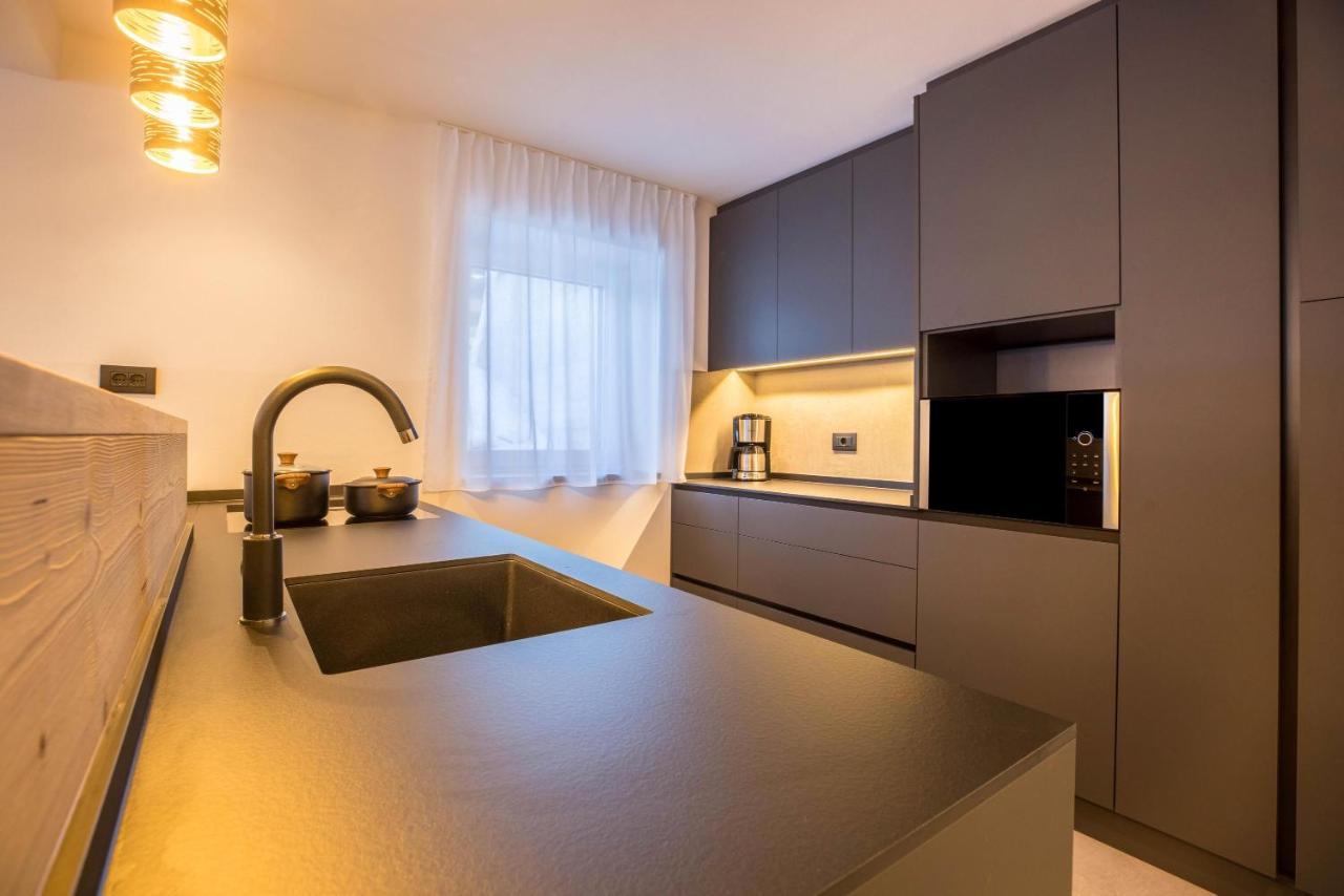 Apartments Armeri Black Dolomites San Vigilio Extérieur photo